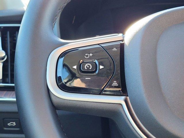 used 2025 Volvo V60 Cross Country car, priced at $38,999