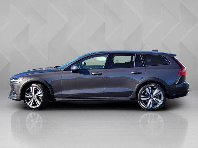 used 2025 Volvo V60 Cross Country car, priced at $38,999