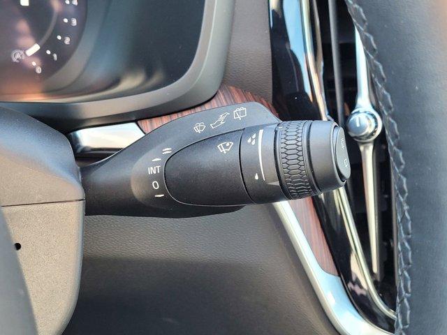 used 2025 Volvo V60 Cross Country car, priced at $38,999