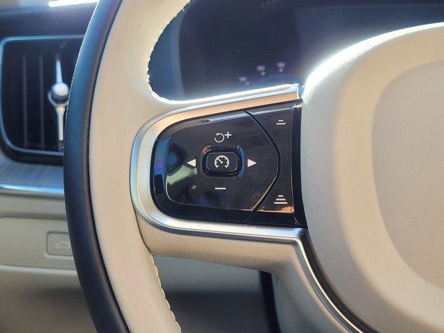 used 2024 Volvo XC60 Recharge Plug-In Hybrid car, priced at $53,250