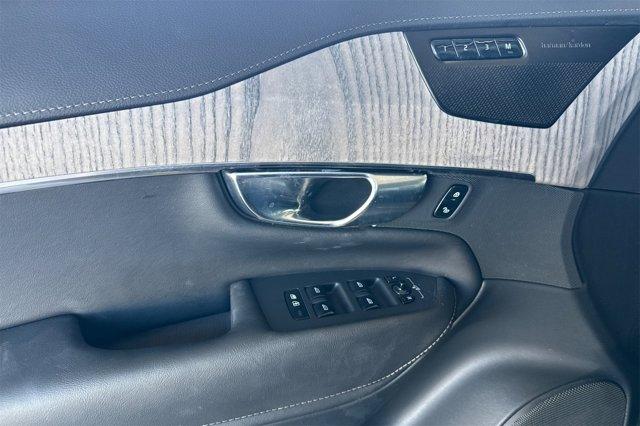 used 2023 Volvo XC90 Recharge Plug-In Hybrid car, priced at $48,000