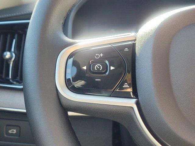 new 2026 Volvo XC90 car, priced at $73,521