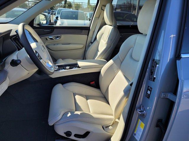 new 2026 Volvo XC90 Plug-In Hybrid car, priced at $82,289