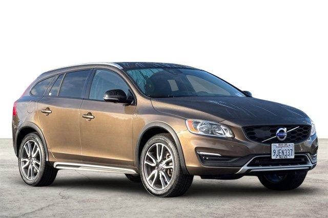 used 2018 Volvo V60 Cross Country car, priced at $19,500