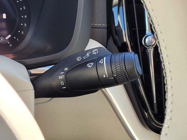 new 2026 Volvo XC60 car, priced at $61,406