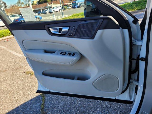 new 2026 Volvo XC60 car, priced at $61,406