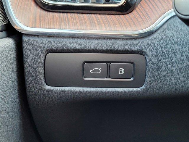 used 2024 Volvo XC60 Recharge Plug-In Hybrid car, priced at $51,500