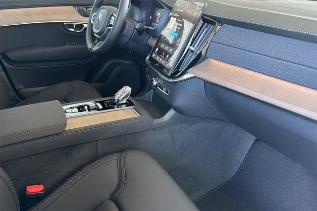 new 2026 Volvo XC90 car, priced at $65,253