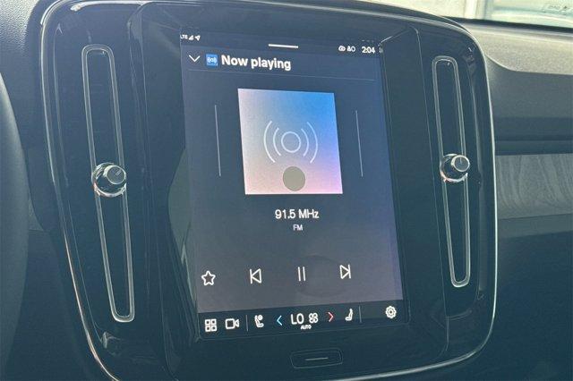 new 2025 Volvo XC40 car, priced at $38,035