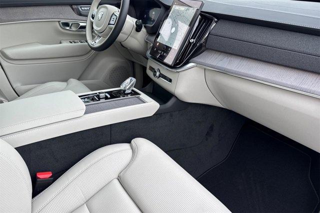 new 2026 Volvo XC90 Plug-In Hybrid car, priced at $81,422