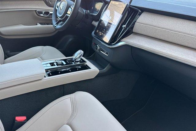 new 2026 Volvo XC90 car, priced at $68,424