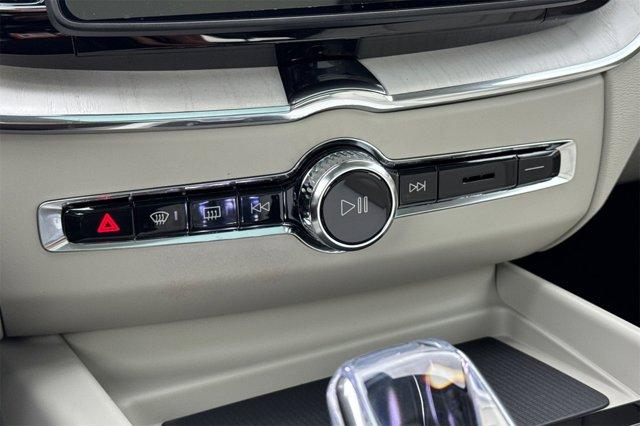 new 2026 Volvo XC60 car, priced at $61,611