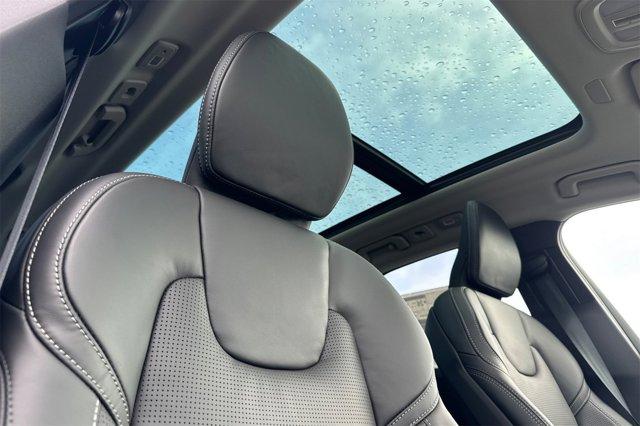 new 2026 Volvo XC60 car, priced at $61,119
