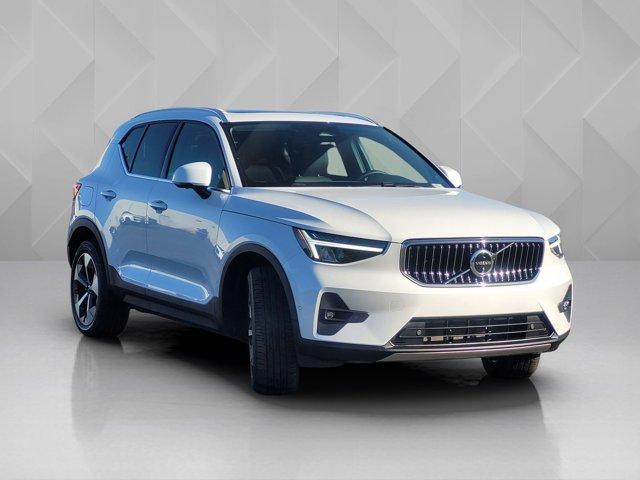 used 2025 Volvo XC40 car, priced at $37,879