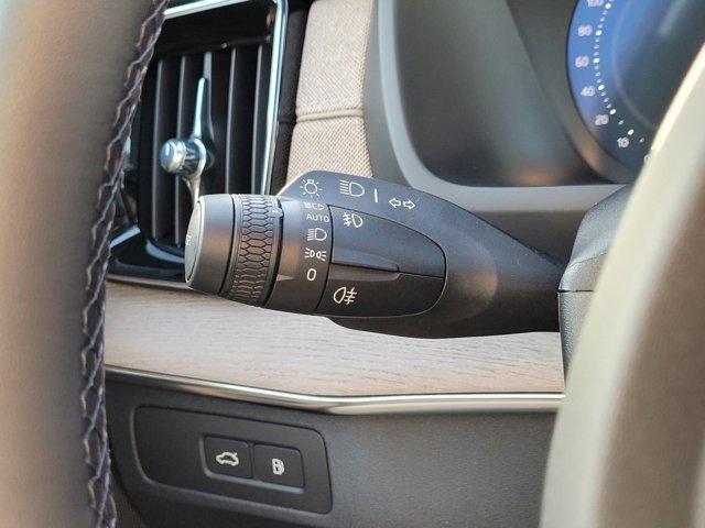 new 2026 Volvo XC90 Plug-In Hybrid car, priced at $78,939