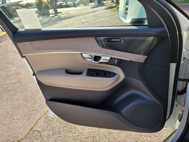 new 2026 Volvo XC90 Plug-In Hybrid car, priced at $77,939