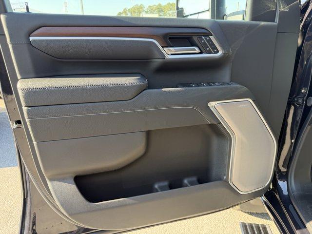 new 2026 GMC Sierra 2500 car, priced at $93,700