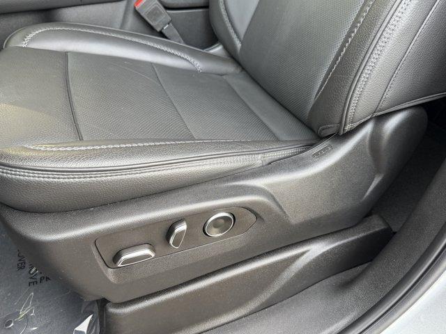 used 2024 GMC Yukon XL car, priced at $77,800