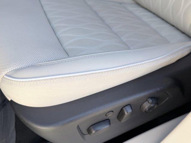 used 2021 Buick Envision car, priced at $24,500