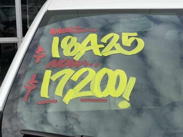 used 2017 Cadillac XT5 car, priced at $17,200