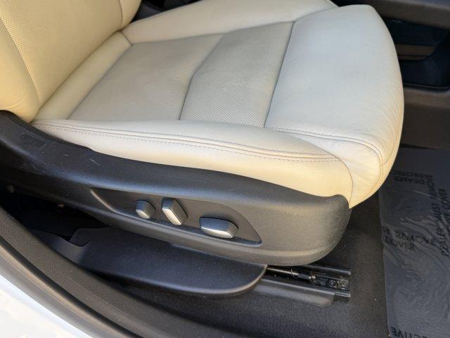 used 2017 Cadillac XT5 car, priced at $17,200