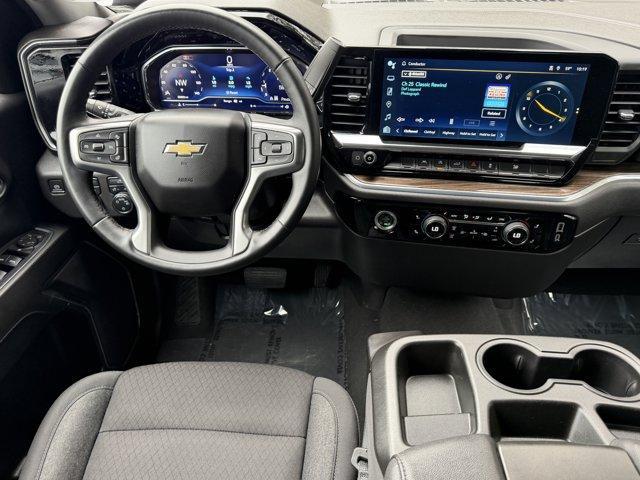 used 2024 Chevrolet Silverado 1500 car, priced at $39,900