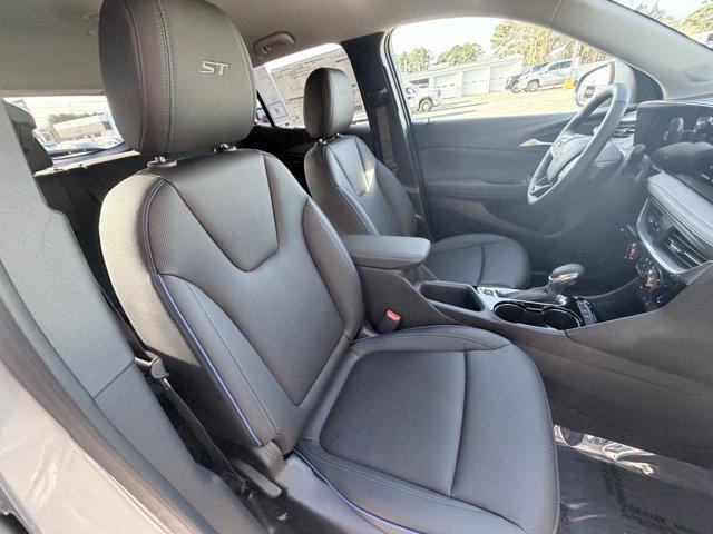 new 2026 Buick Encore GX car, priced at $30,725