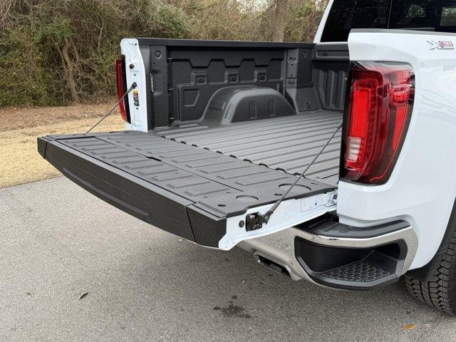 new 2026 GMC Sierra 1500 car, priced at $68,935