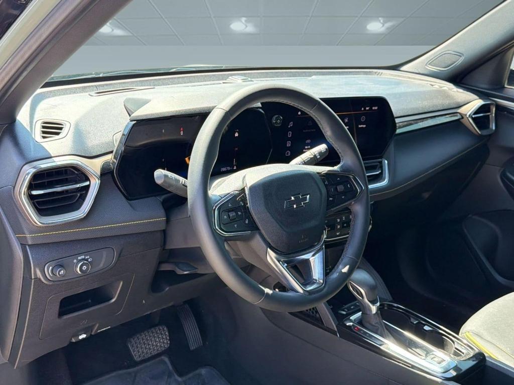 used 2025 Chevrolet TrailBlazer car, priced at $25,724
