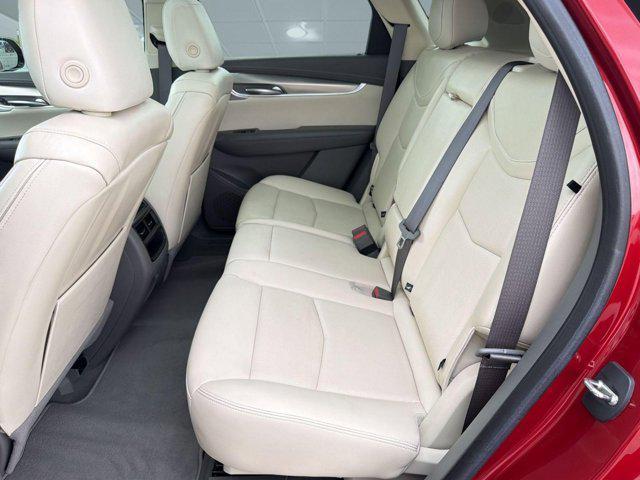 used 2023 Cadillac XT5 car, priced at $33,224