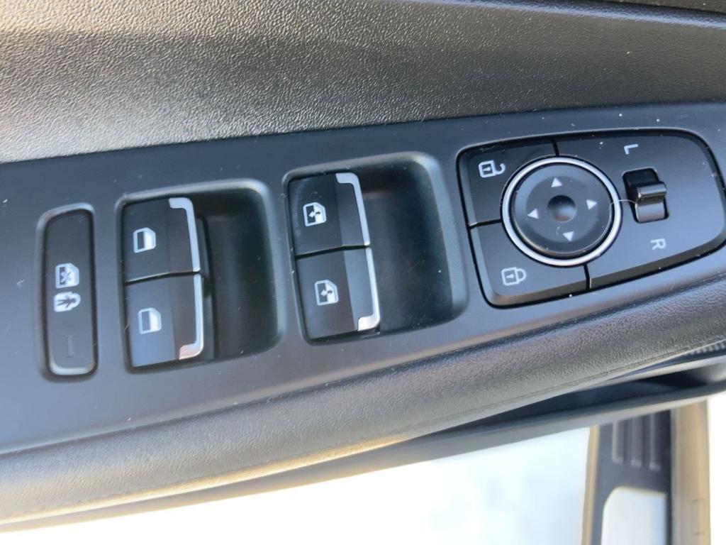 used 2022 Hyundai Santa Fe car, priced at $16,996