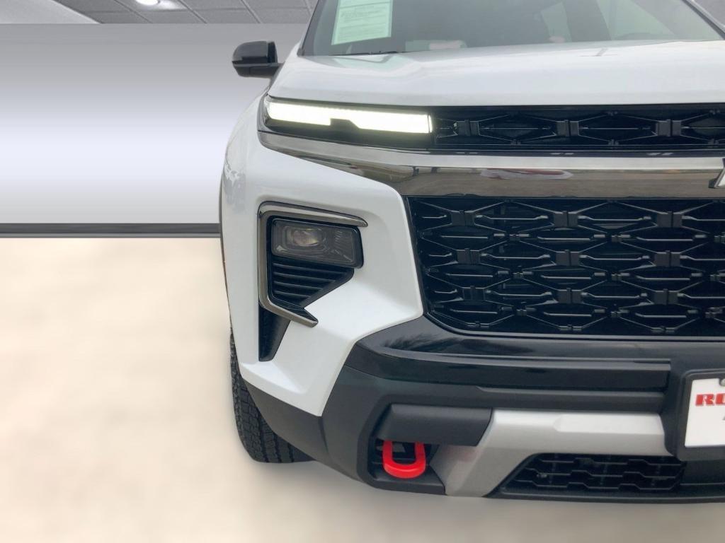 used 2026 Chevrolet Traverse car, priced at $50,698