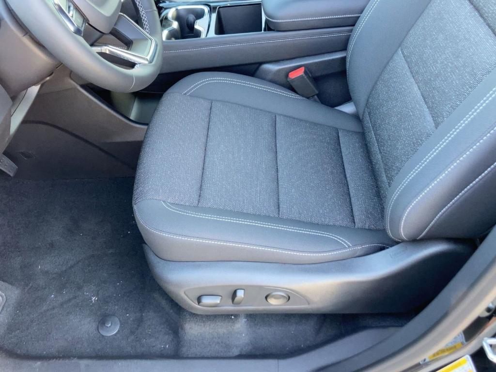 new 2026 Chevrolet Traverse car, priced at $39,062