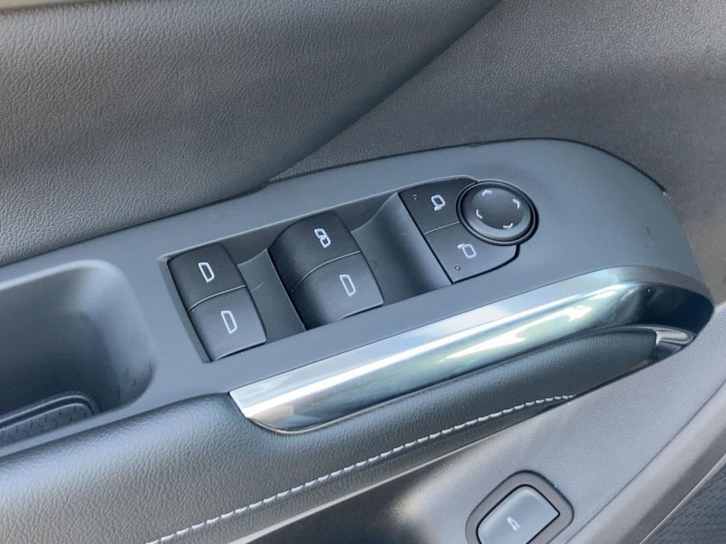 new 2026 Chevrolet Traverse car, priced at $39,062