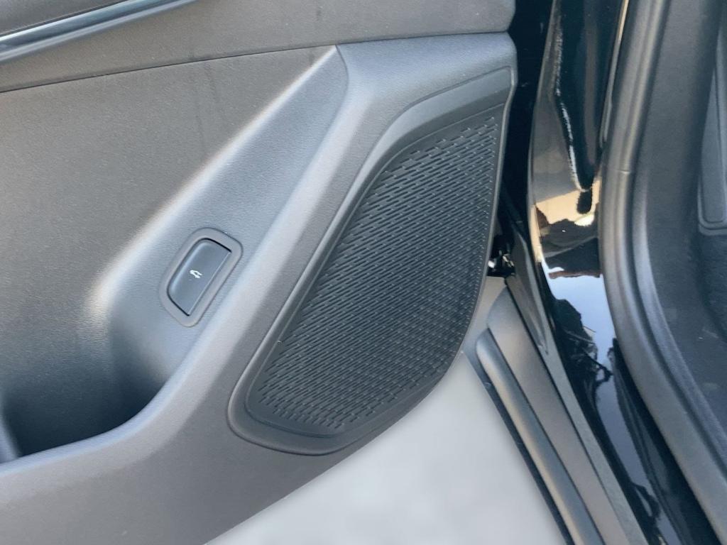 new 2026 Chevrolet Traverse car, priced at $39,062