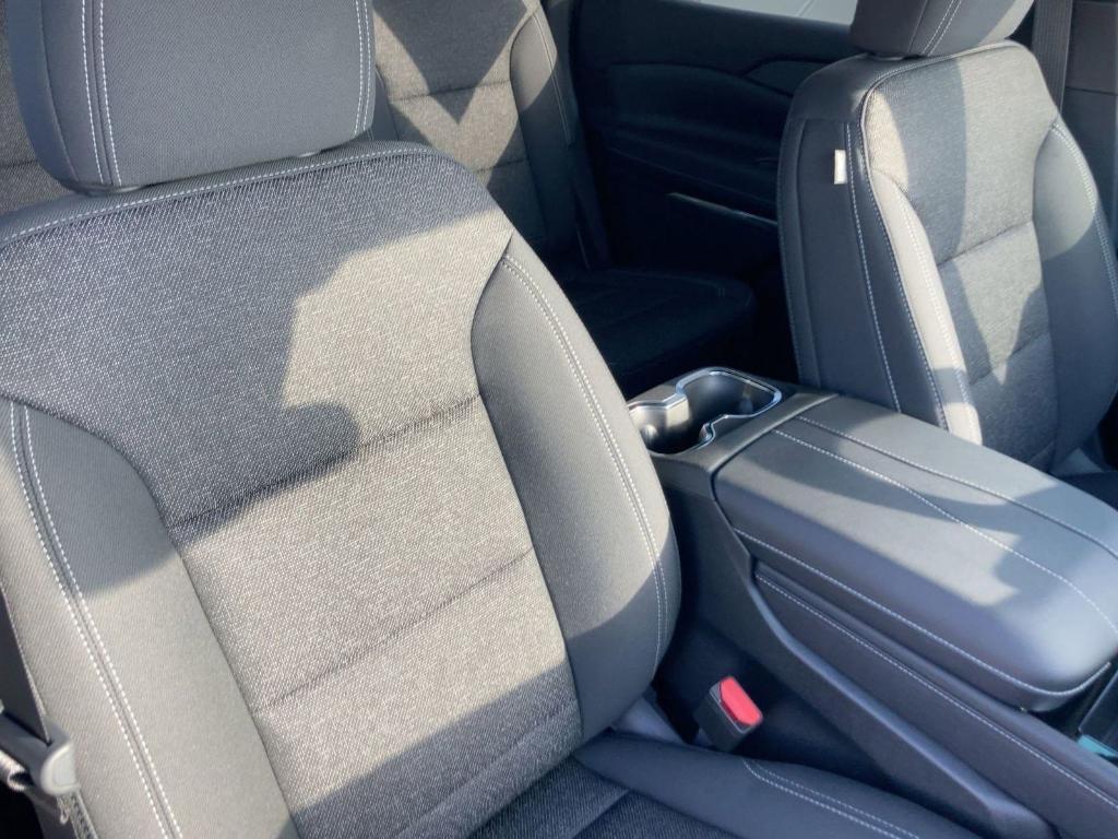 new 2026 Chevrolet Traverse car, priced at $39,062