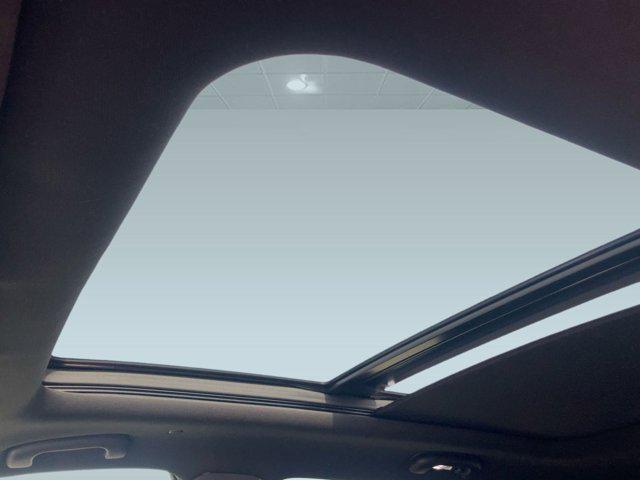 used 2021 Cadillac XT5 car, priced at $17,497