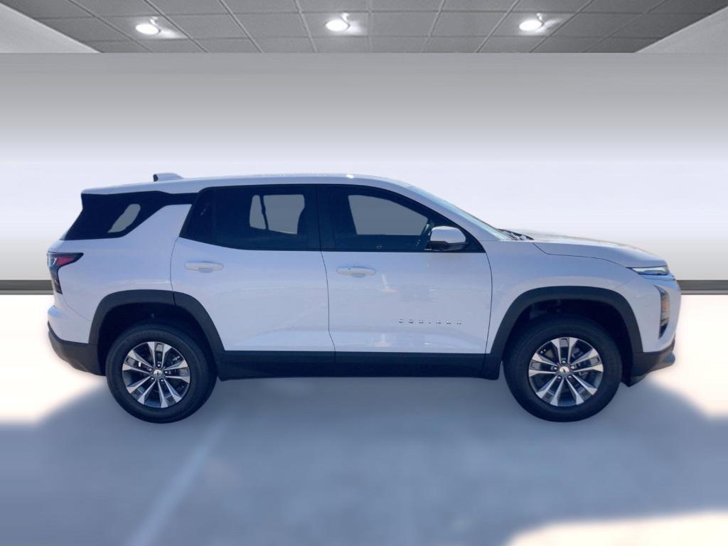 new 2026 Chevrolet Equinox car, priced at $32,984