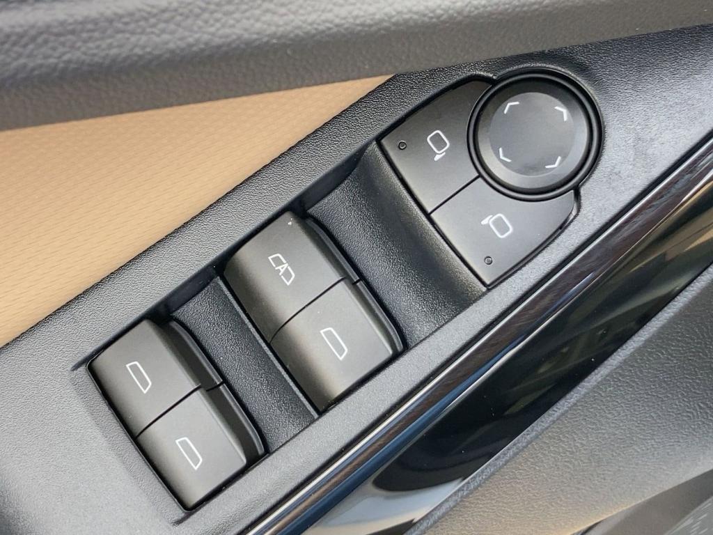 new 2026 Chevrolet Equinox car, priced at $39,879