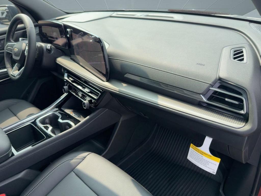 new 2026 Chevrolet Traverse car, priced at $42,751