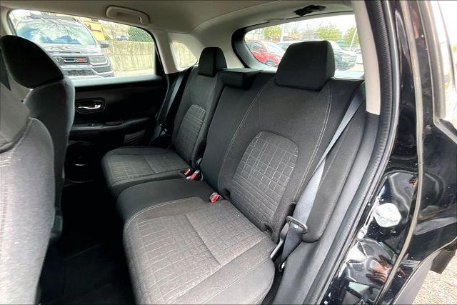 used 2025 Honda HR-V car, priced at $25,888