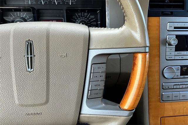 used 2007 Lincoln Navigator car, priced at $10,488