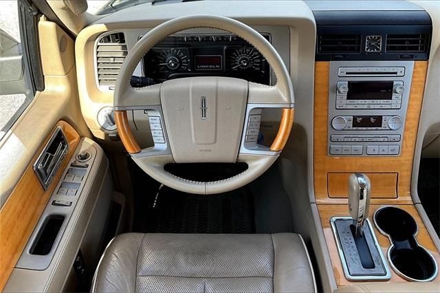 used 2007 Lincoln Navigator car, priced at $10,488