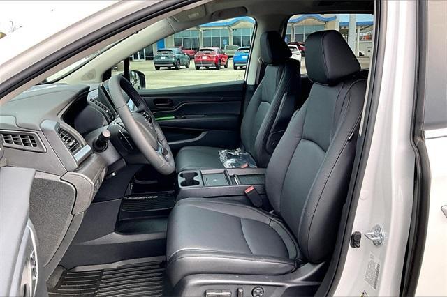 new 2026 Honda Odyssey car, priced at $44,446