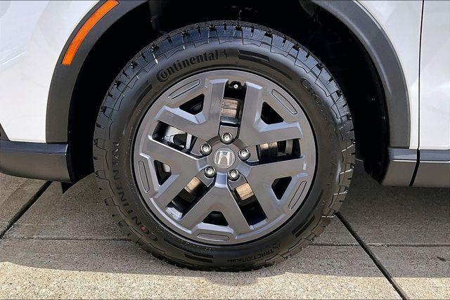 new 2026 Honda CR-V Hybrid car