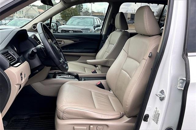 used 2021 Honda Pilot car, priced at $28,288