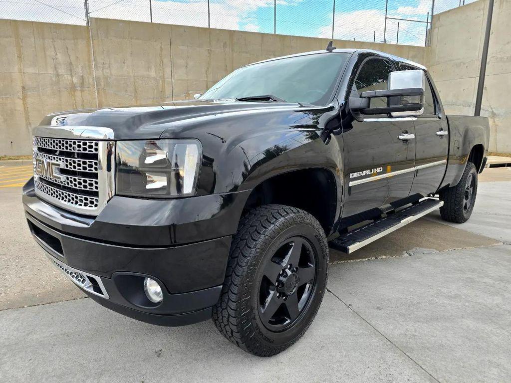 used 2013 GMC Sierra 2500 car, priced at $29,995