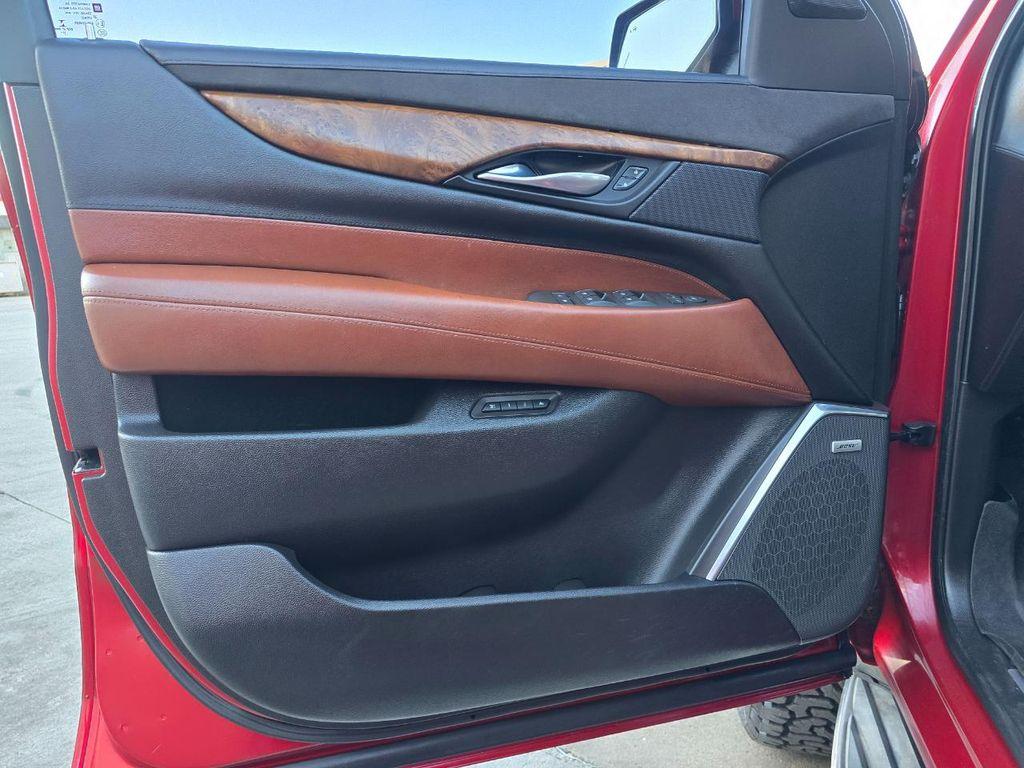 used 2015 Cadillac Escalade car, priced at $27,995