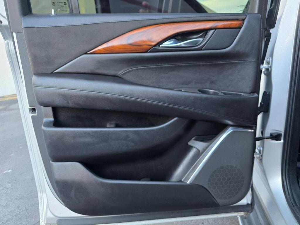 used 2015 Cadillac Escalade ESV car, priced at $19,995