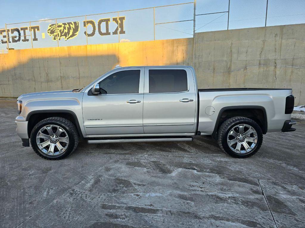 used 2018 GMC Sierra 1500 car, priced at $31,995